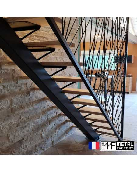 support CURVE METAL pour réaliser votre escalier à limon central