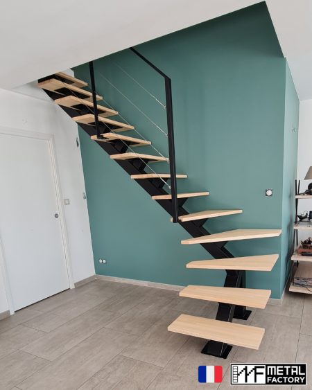 escalier intérieur métal et bois