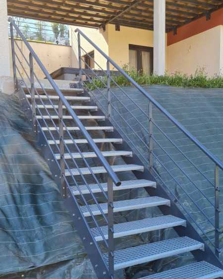 exemple d'escalier réalisé grâce à nos plans de fabrication
