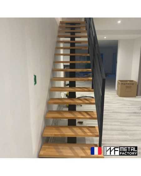 exemple de réalisation marche en hêtre massif lamellé collé - finition incolore