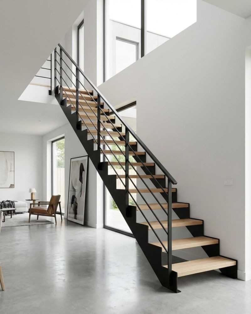 escalier intérieur à crémaillère - peinture thermolaquée noir mat RAL 9005